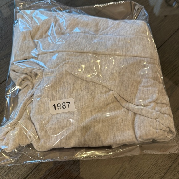 Free People FP Movement Good to Go Sweatshirt Light Heather Grey  31987 - Picture 9 of 10